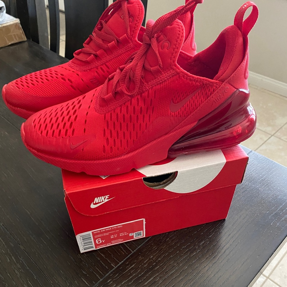 Brand new air max 270 university red